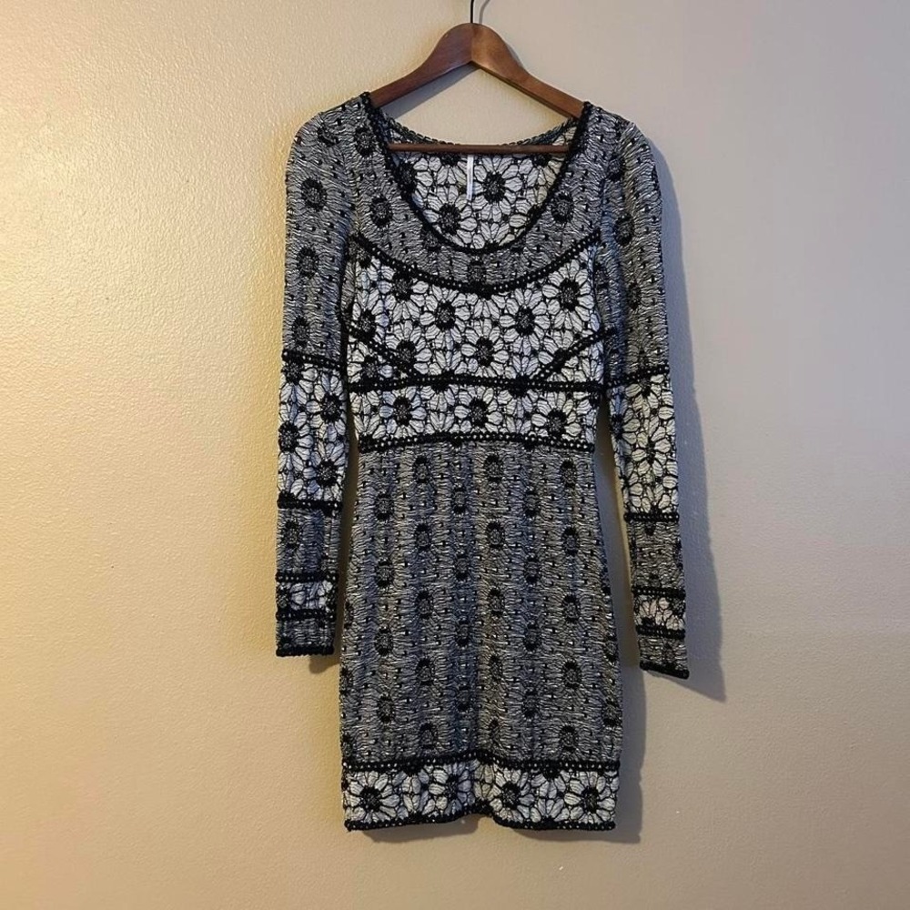 Whimsigoth Free People Lace Floral Dress XS Formal Dress Long Sleeve Black